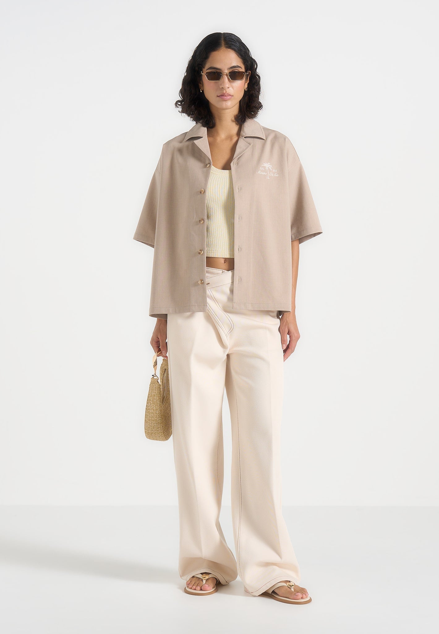 Alexis - Unisex Cote d'Azur Boxy Shirt - Beige