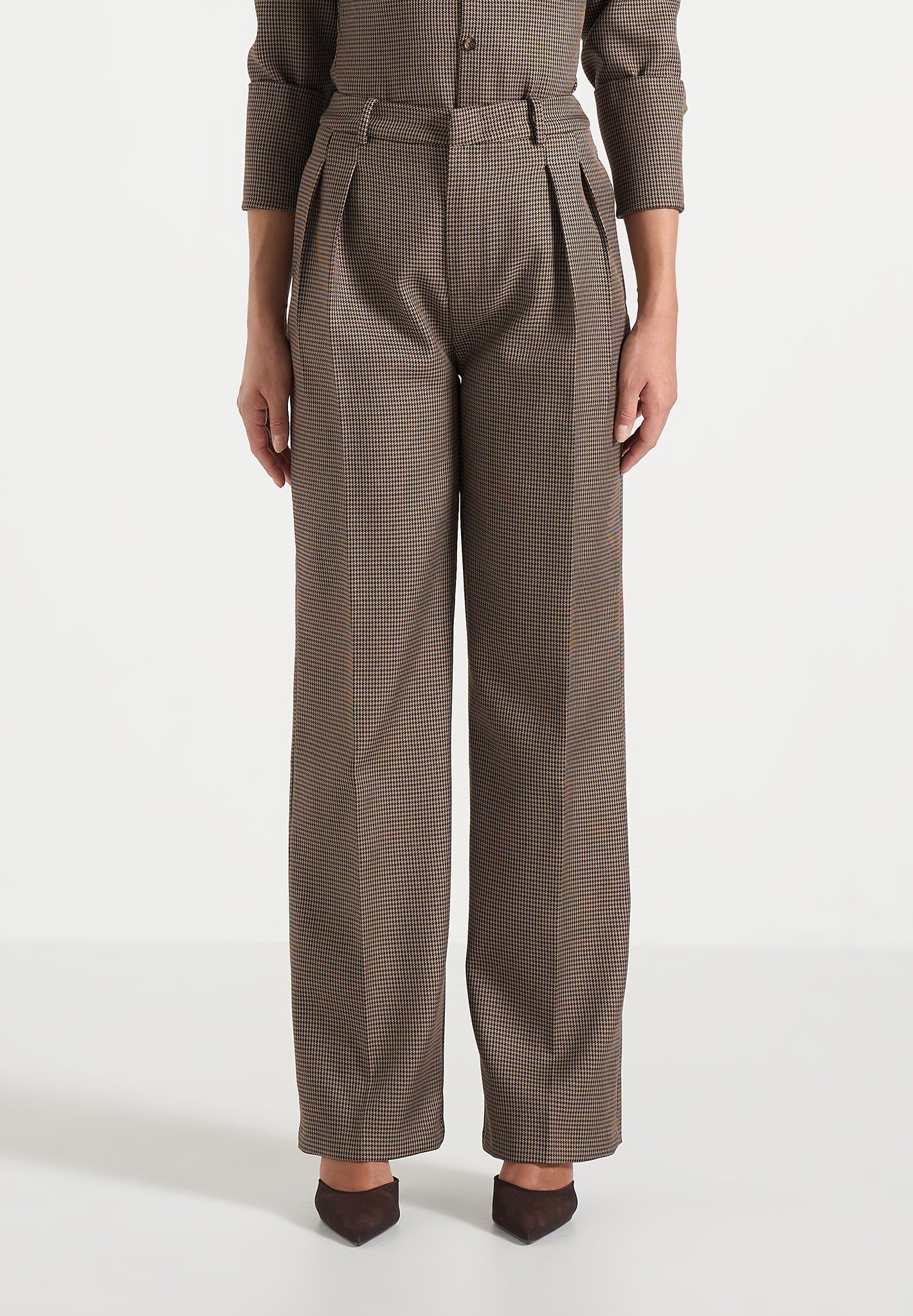julie-houndstooth-twin-pleat-trousers-brown