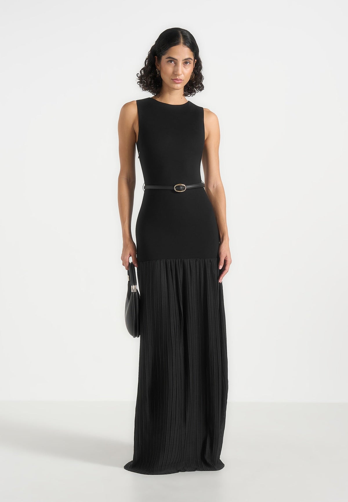 emma-crew-neck-belted-pleated-maxi-dress-black