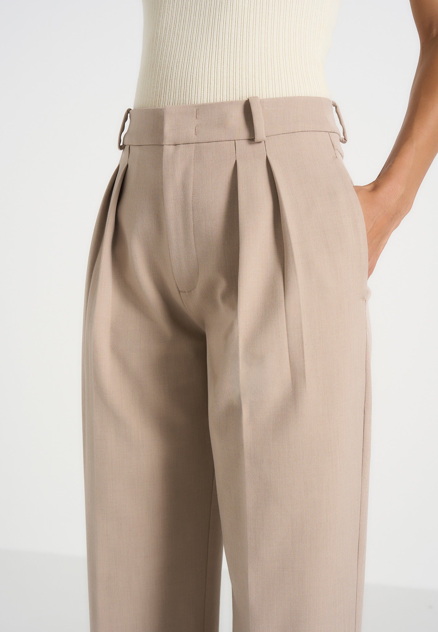 Darlene - Turn Up Detail Tailored Twin Pleat Pants - Beige