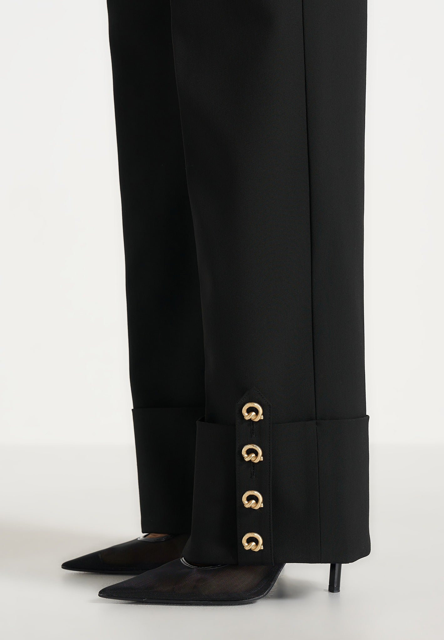 darlene-turn-up-detail-tailored-twin-pleat-trousers-black 