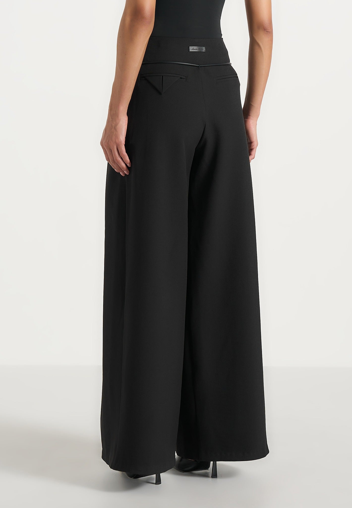 flora-box-pleat-wide-leg-belted-trousers-black