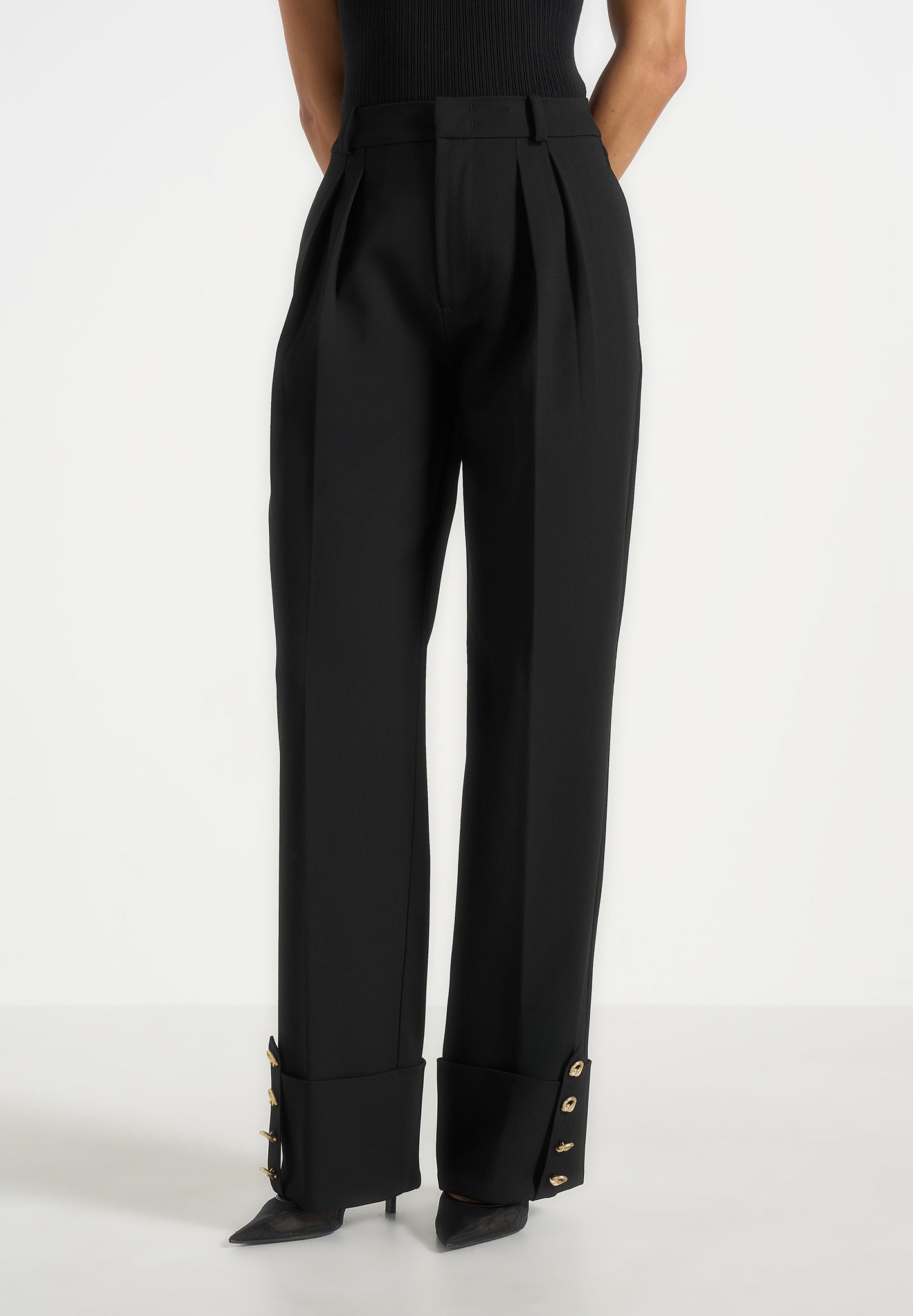 Darlene - Turn Up Detail Tailored Twin Pleat Pants - Black 