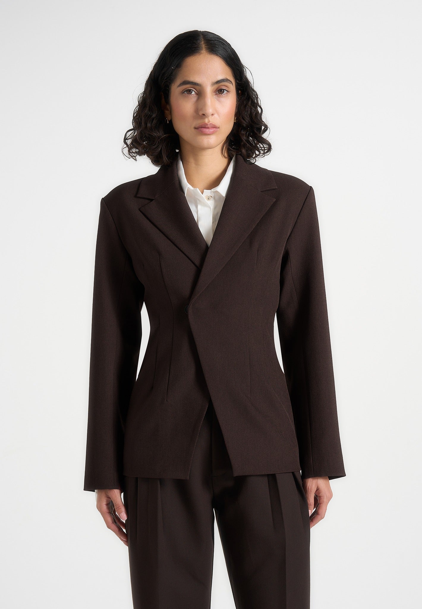 Beatrice - Tailored Cinched Blazer - Dark Brown 