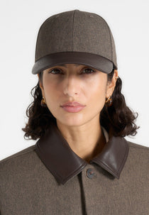 Ellis - Textured Tailored Cap With Leather Brim - Taupe