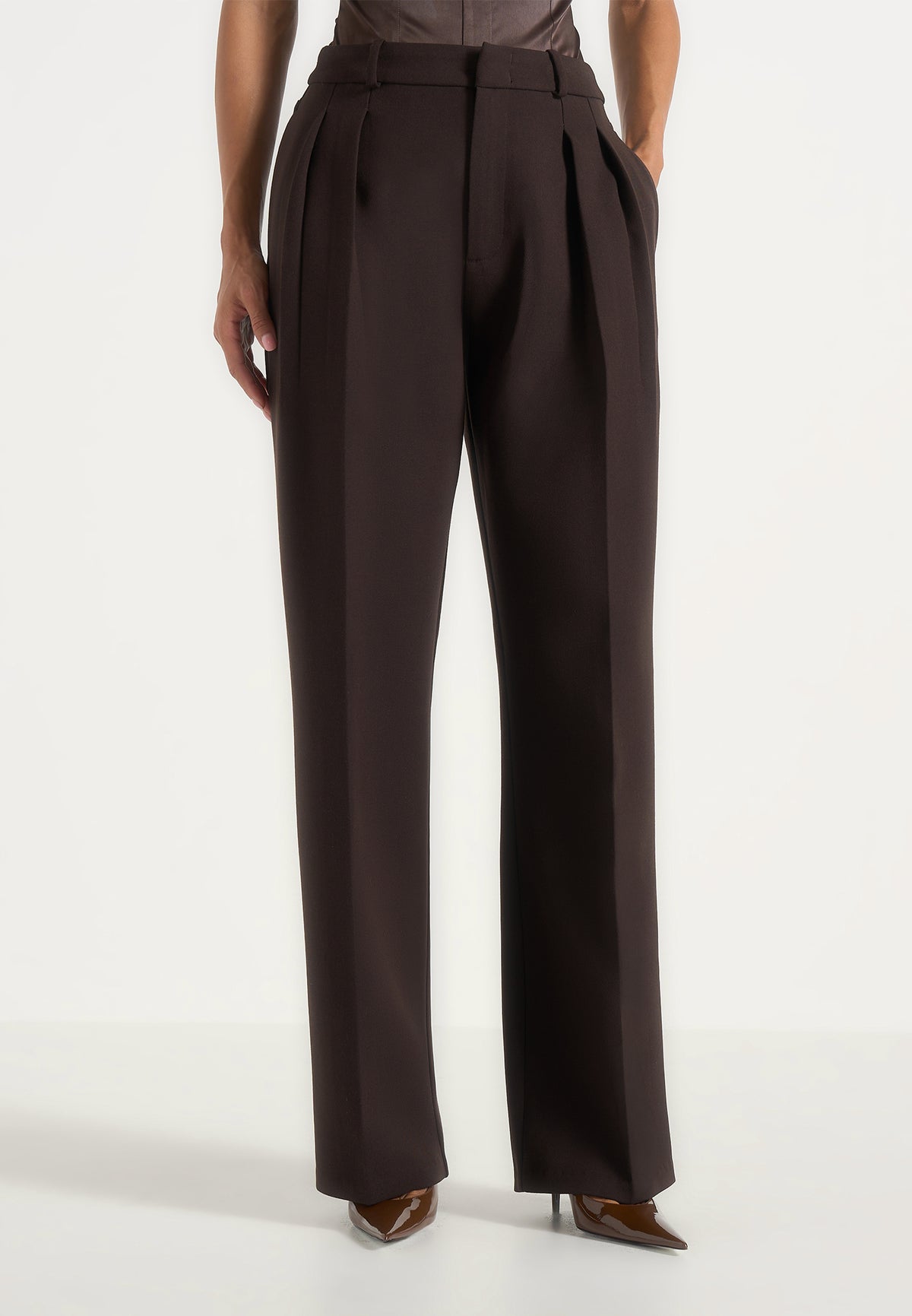 Julie - Tailored Twin Pleat Pants - Brown
