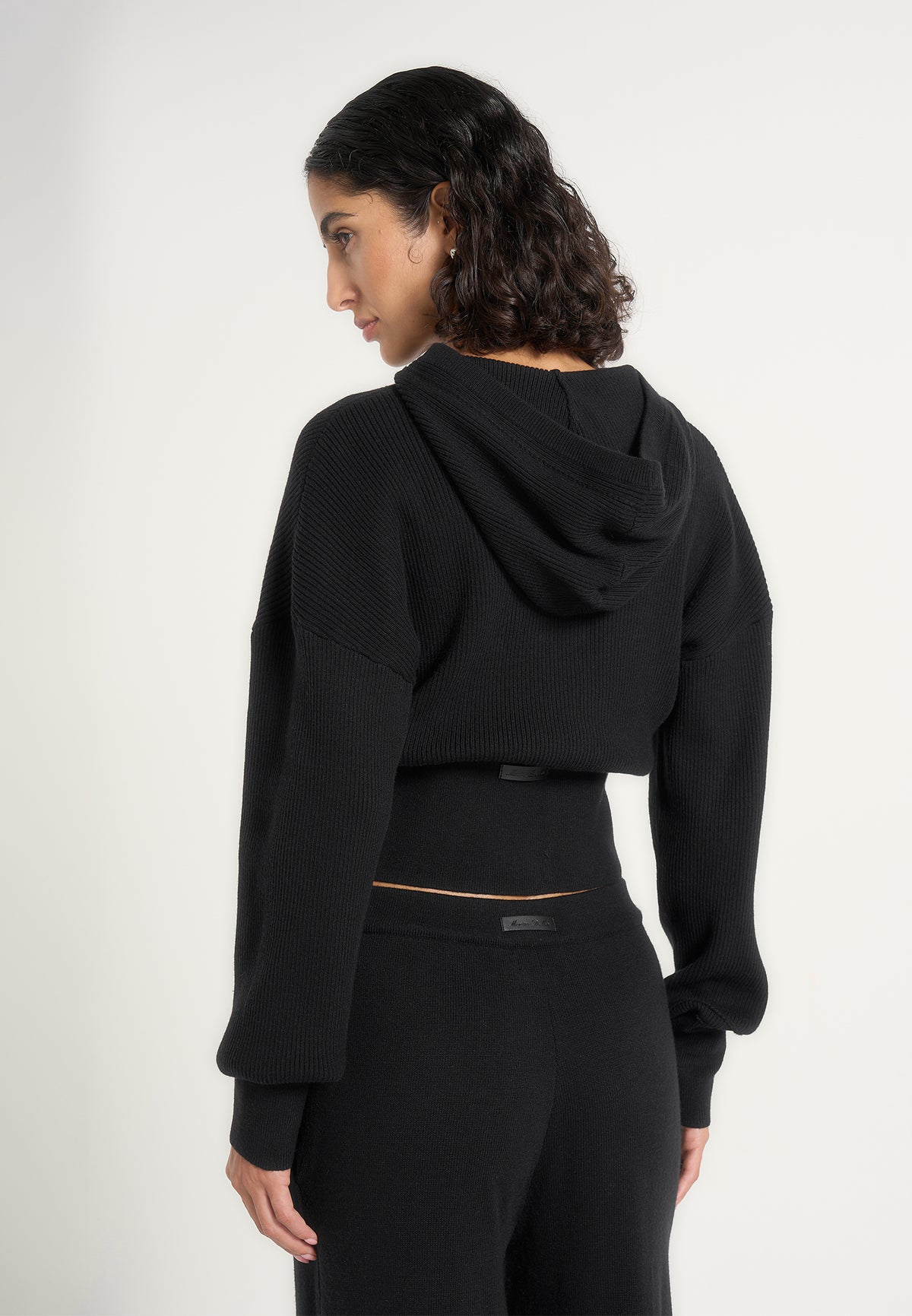 Lexie - Cropped Knit Zip Hoodie - Black