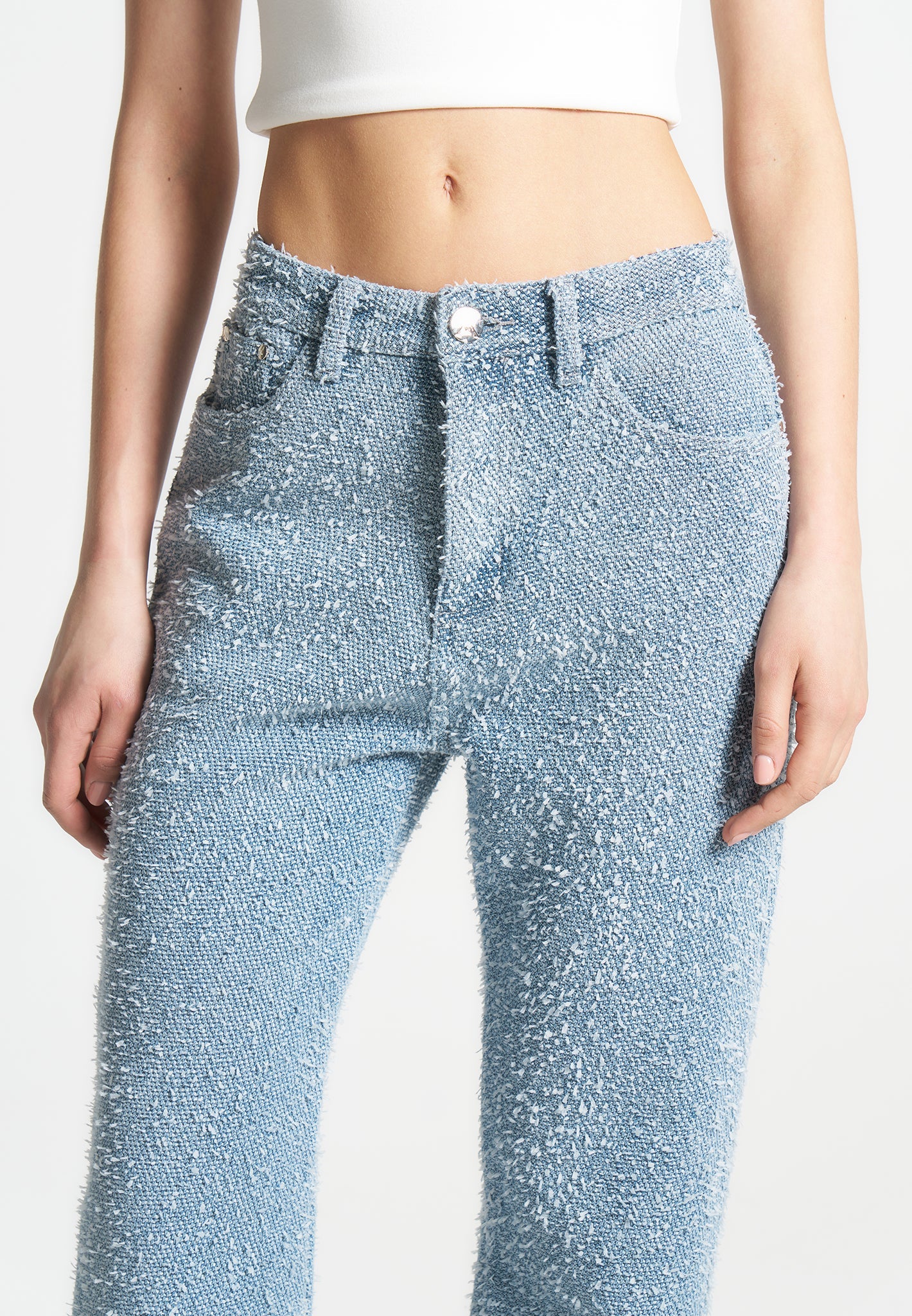 boucle-denim-boyfriend-jeans-light-blue