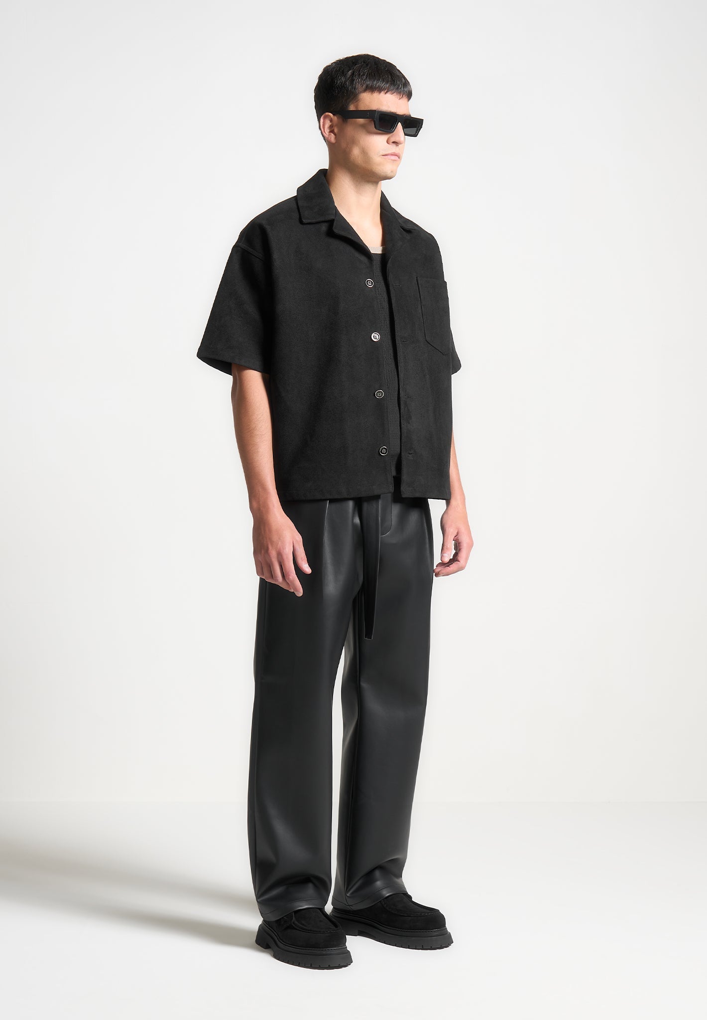 boxy-suede-shirt-black 