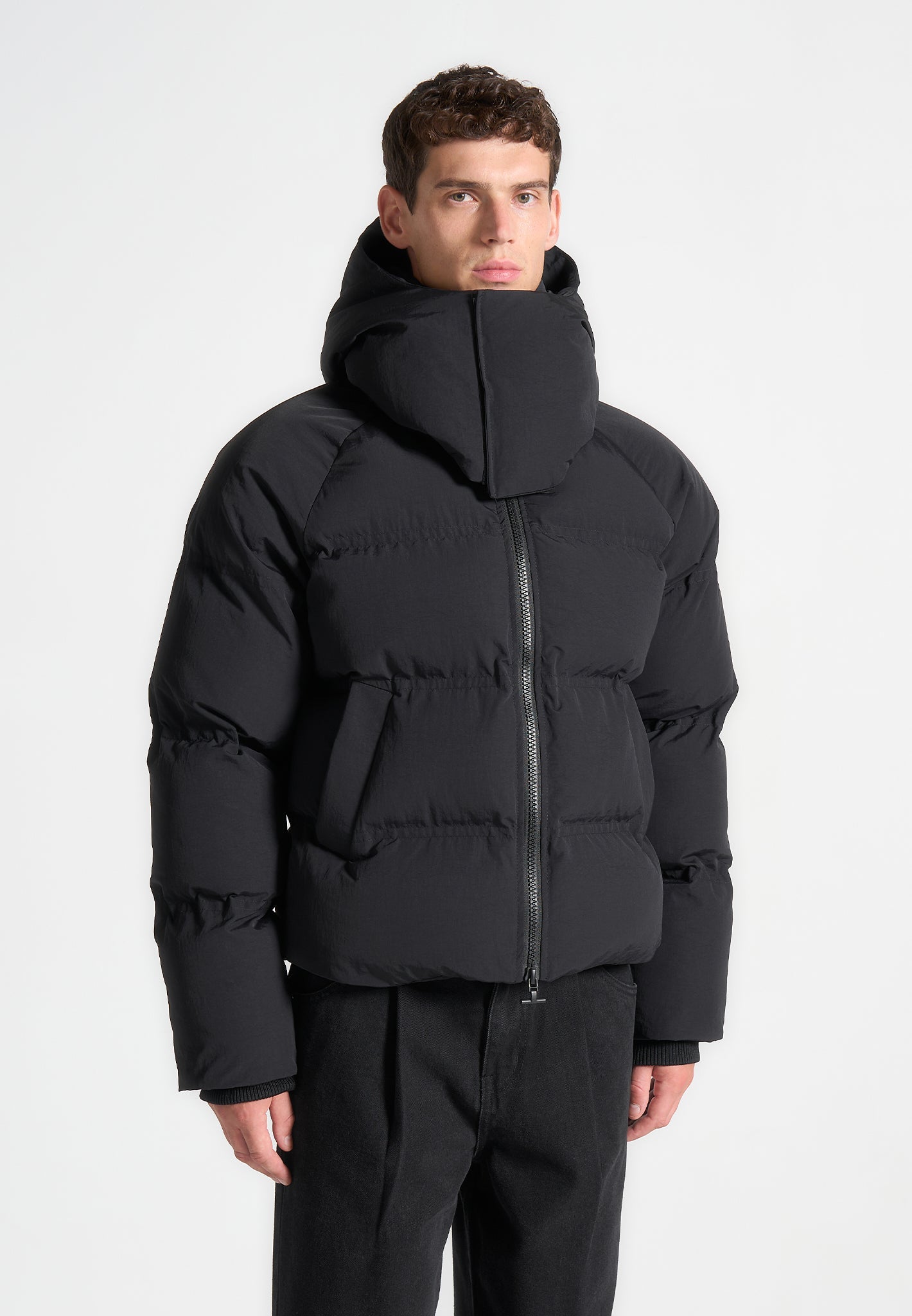 cropped-raglan-wrap-neck-puffer-jacket-black 