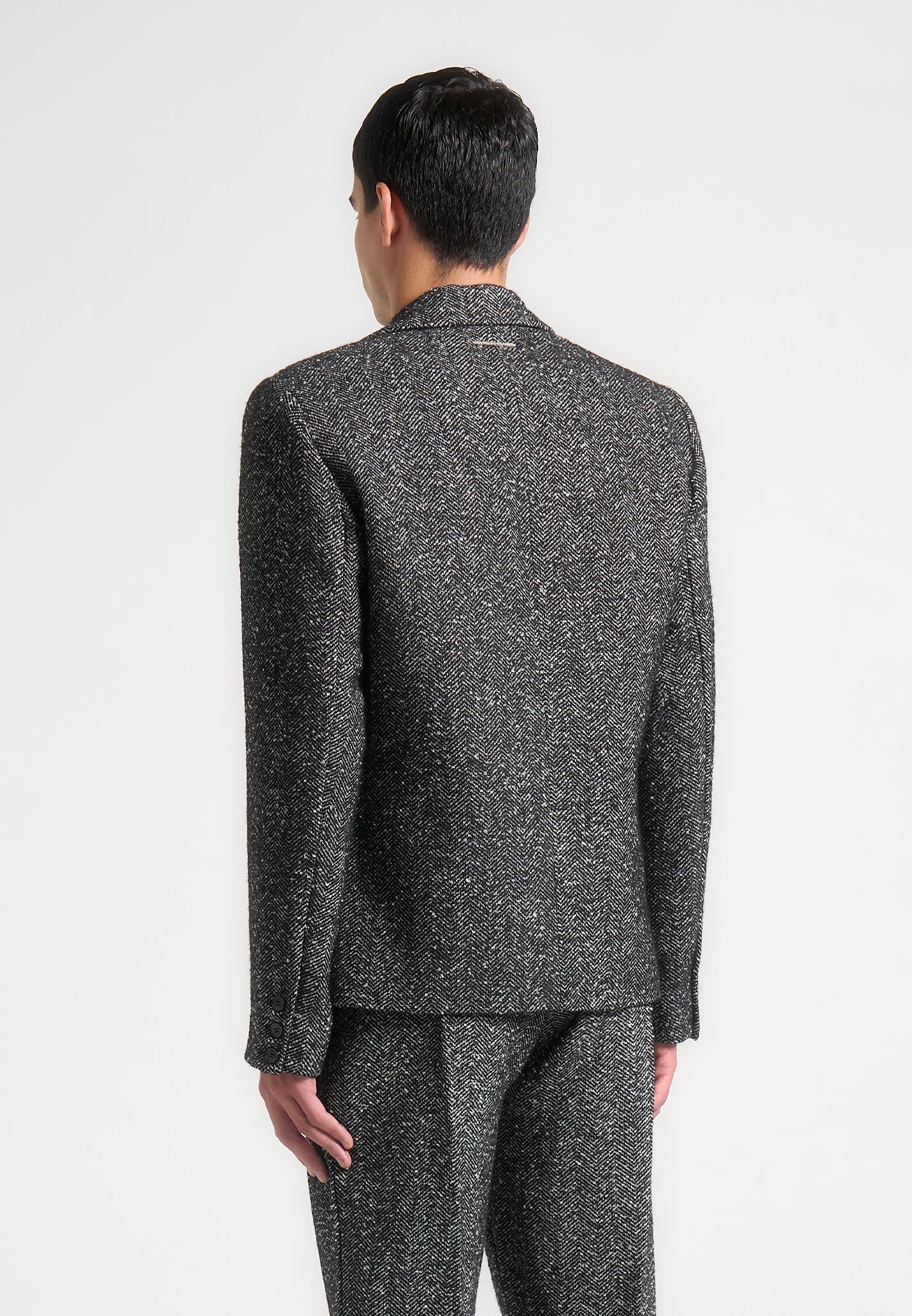 double-breasted-herringbone-wool-blend-suit-jacket-black