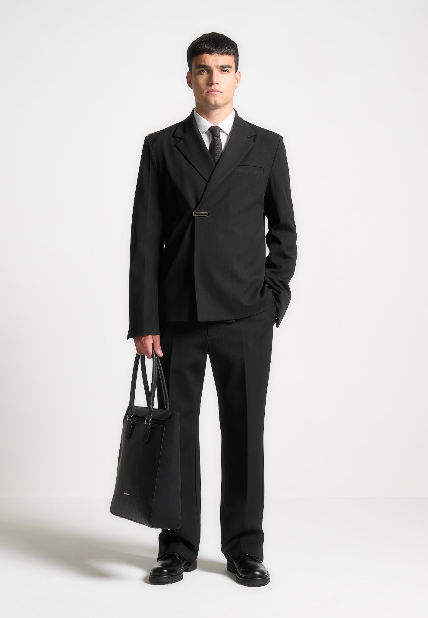 double-breasted-pinstripe-suit-jacket-black 