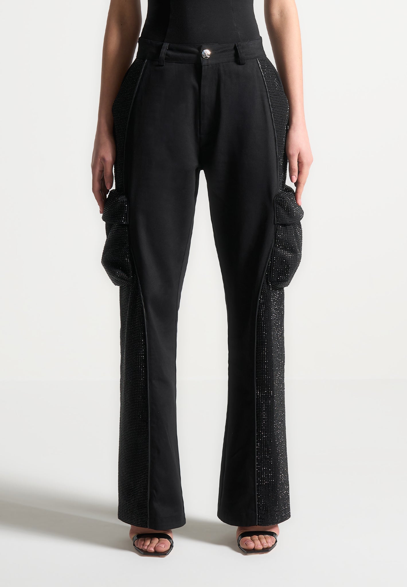 embellished-contour-cargo-pants-black 
