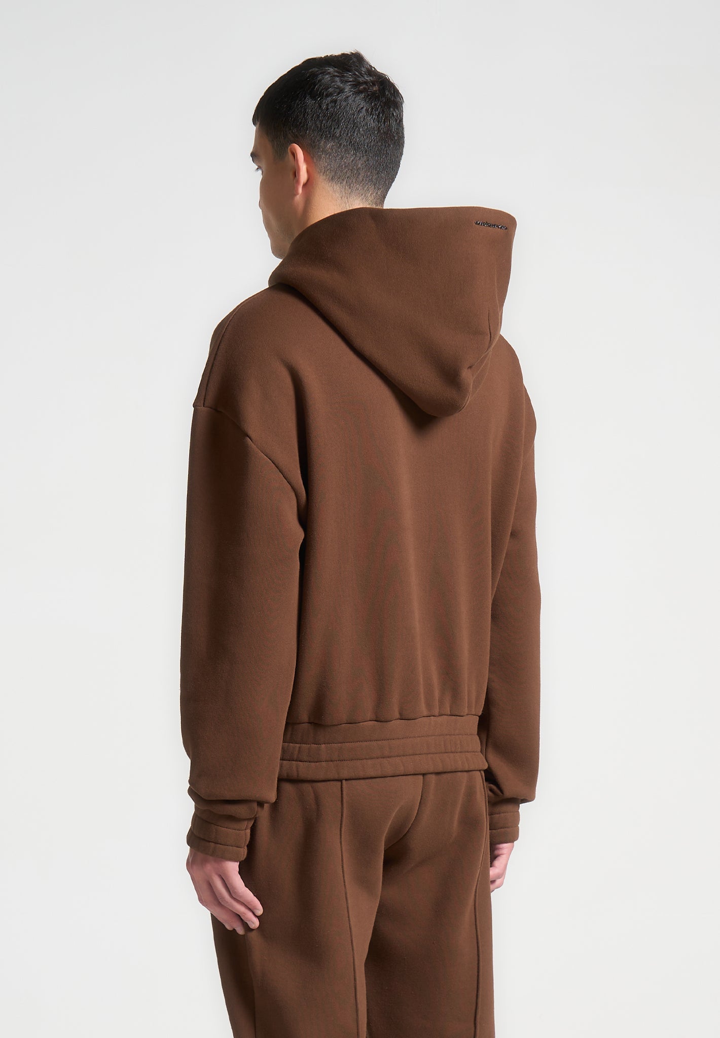 eternel-cropped-hoodie-brown