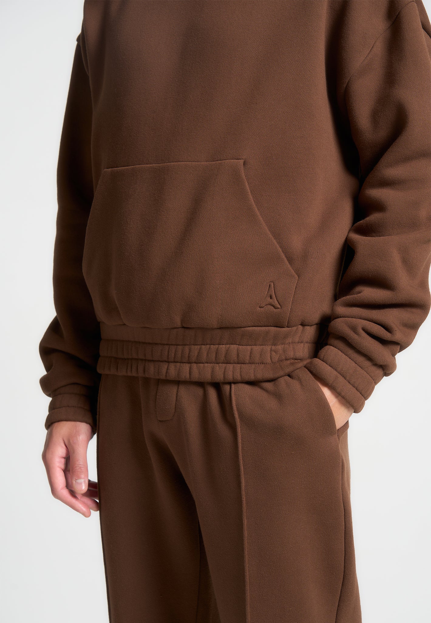 eternel-cropped-hoodie-brown