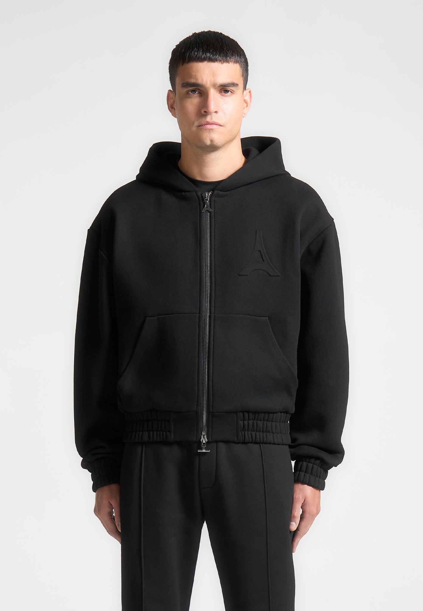 eternel-eiffel-embossed-zip-hoodie-black 
