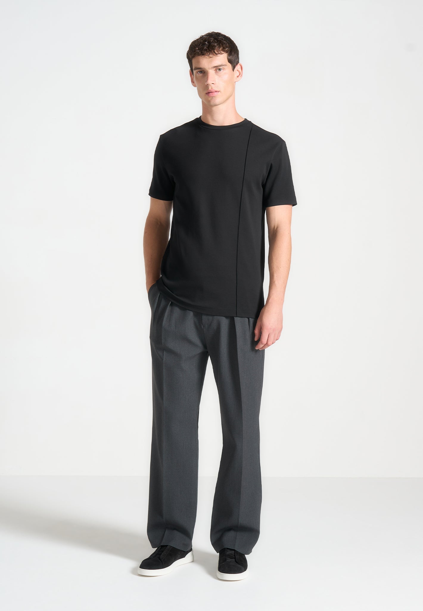 eternel-regular-fit-cotton-t-shirt-with-pintuck-black 