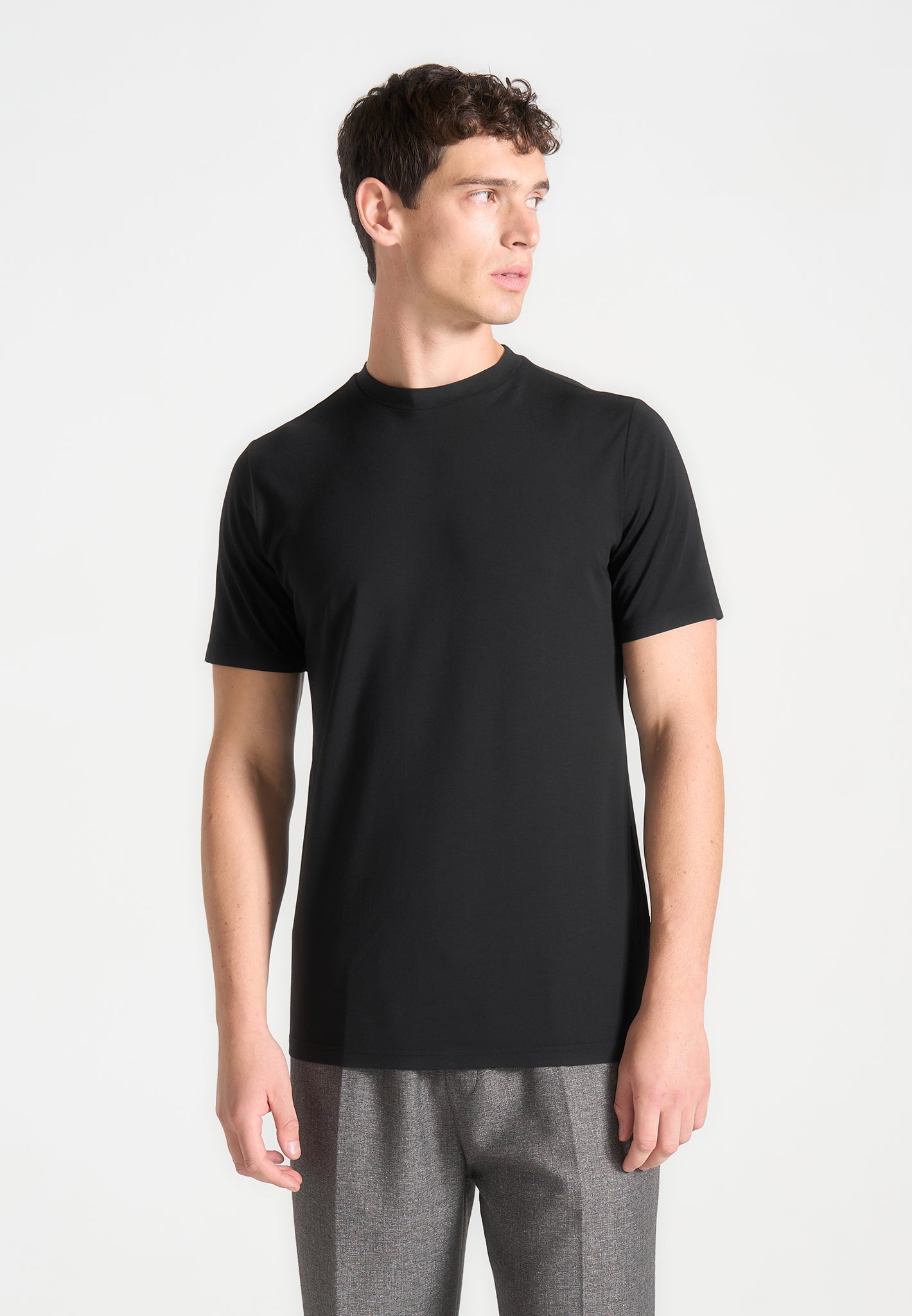 ts003-fitted-luxe-t-shirt-black