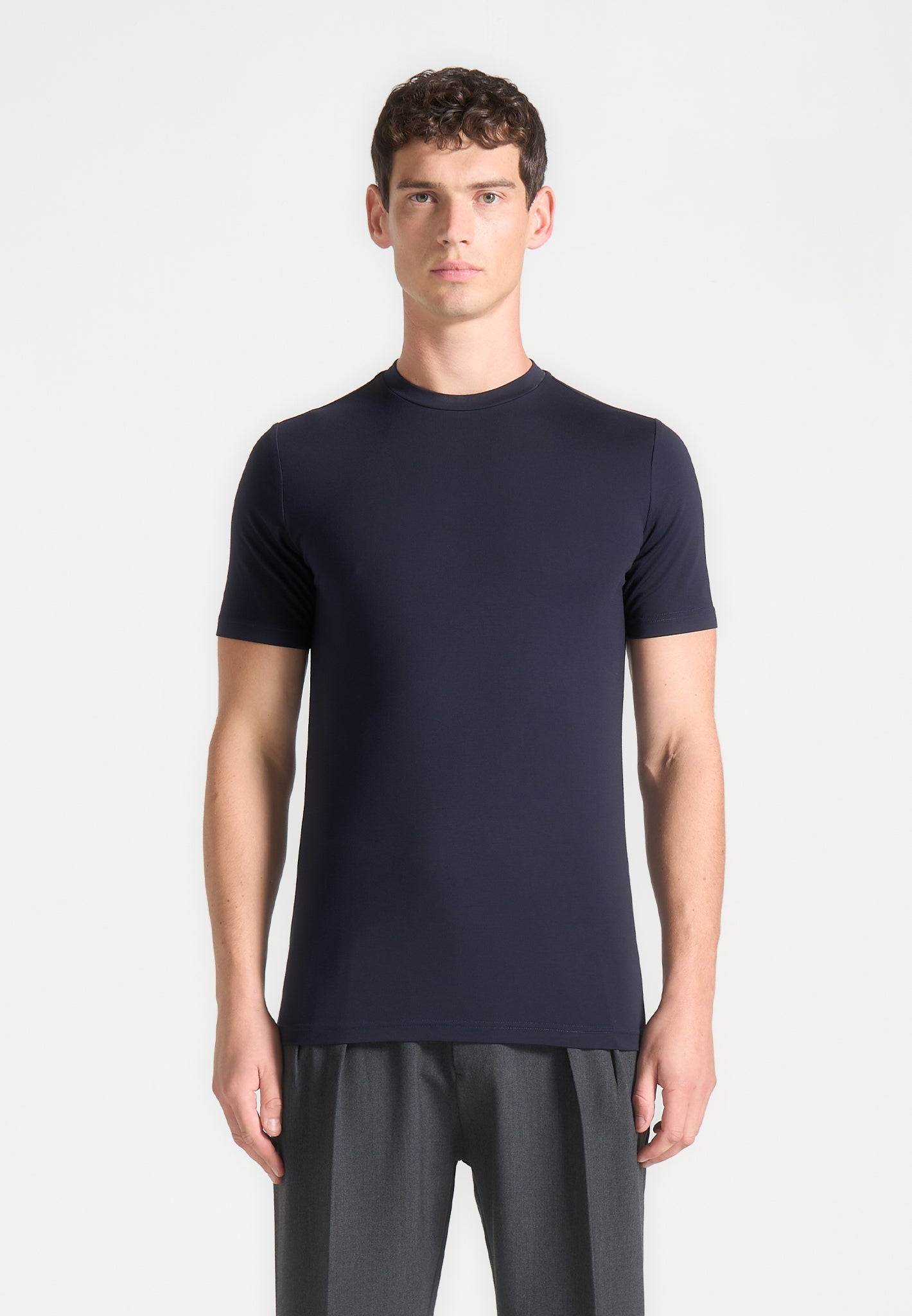 eternel-slim-fit-luxe-tshirt-navy 