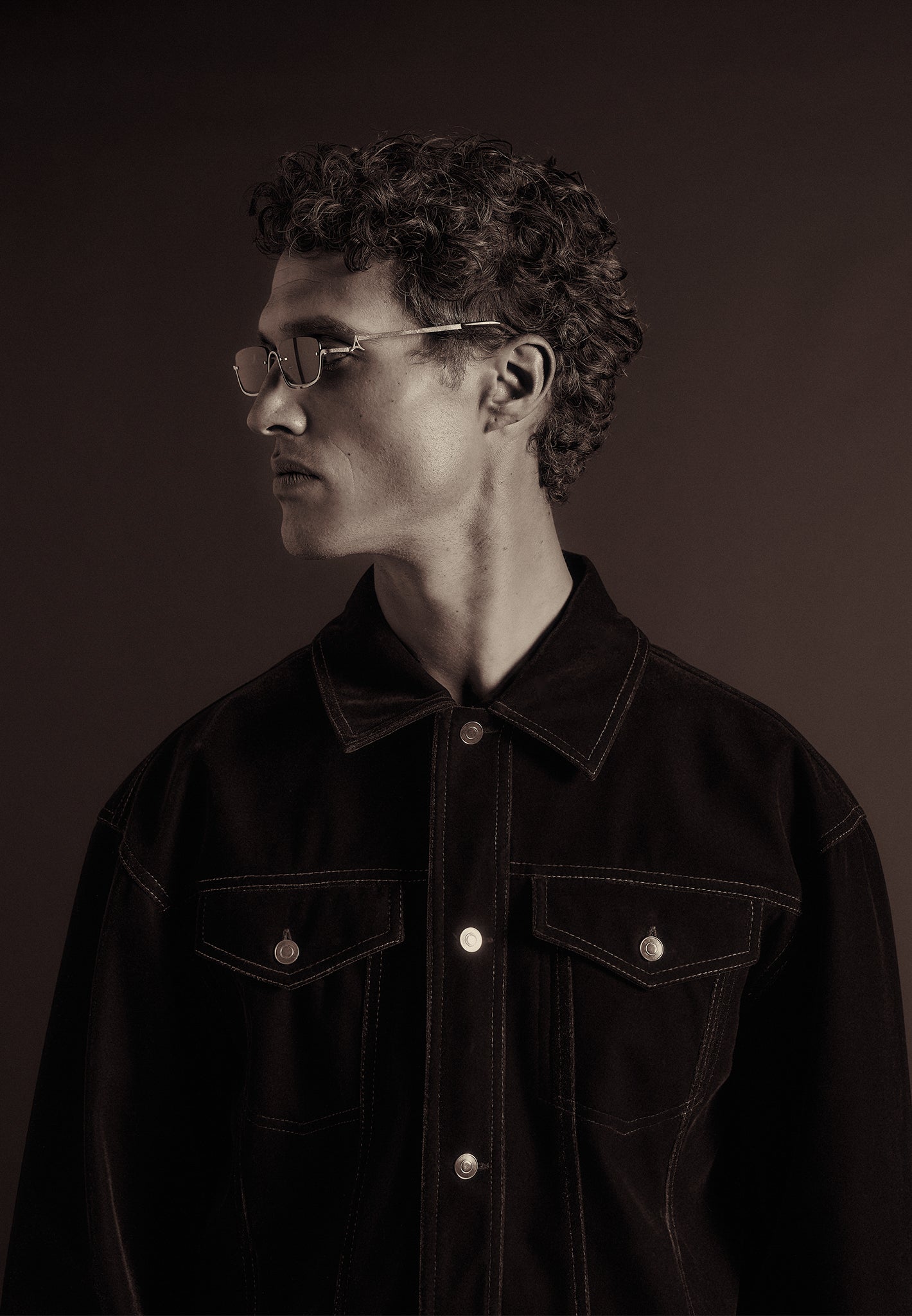 velvet-contrast-stitch-trucker-jacket-black