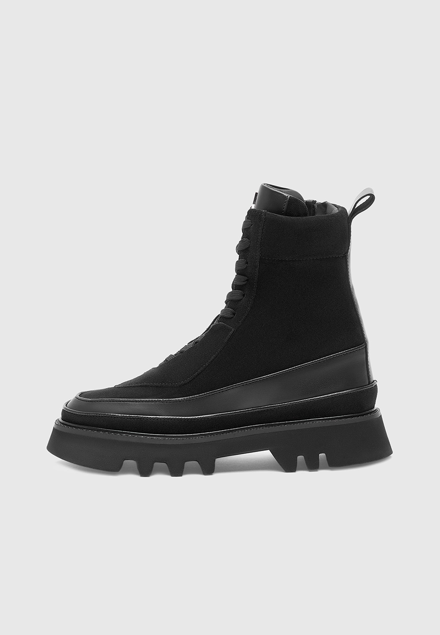 le-combat-black 