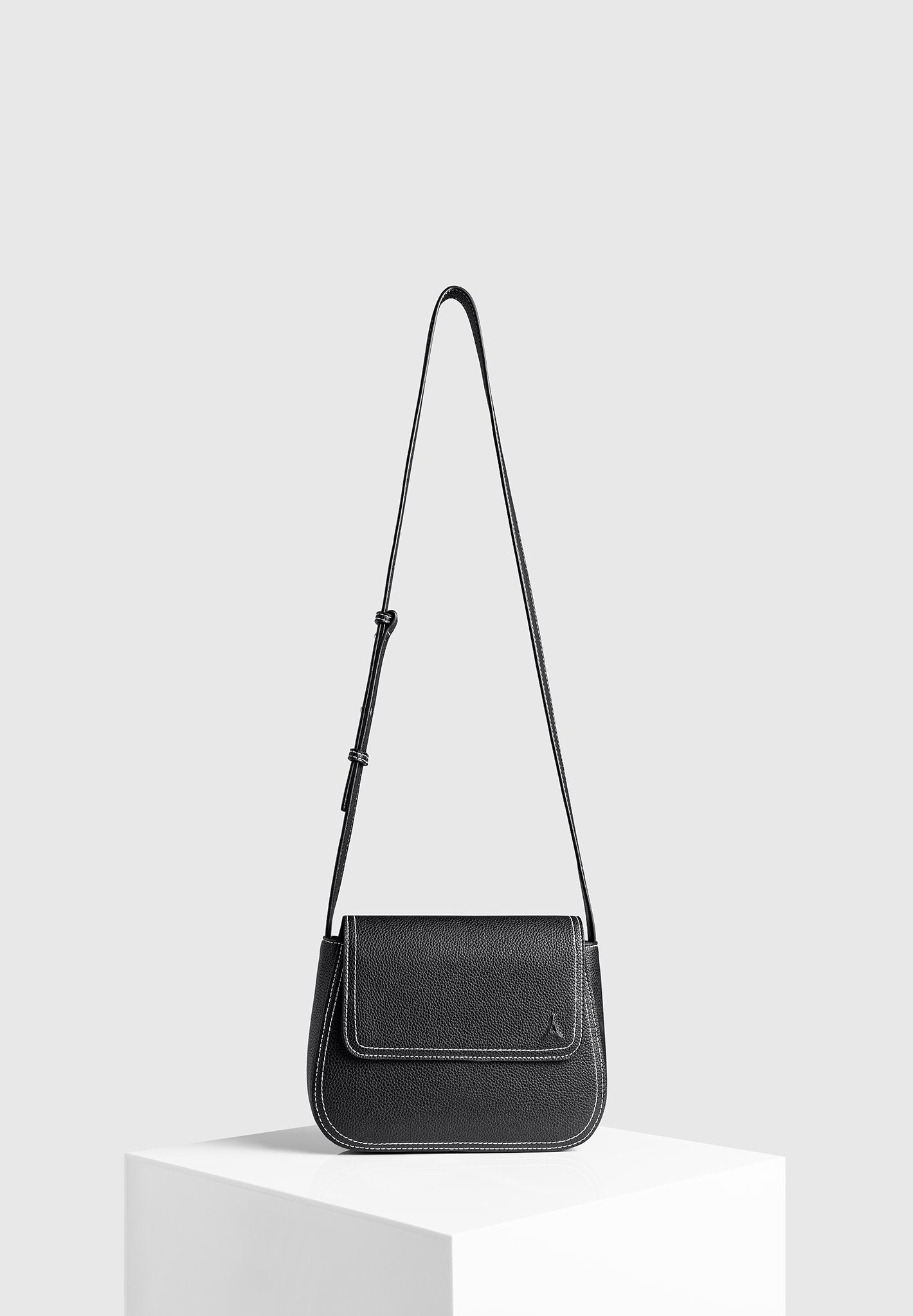 marseille-crossbody-bag-black 