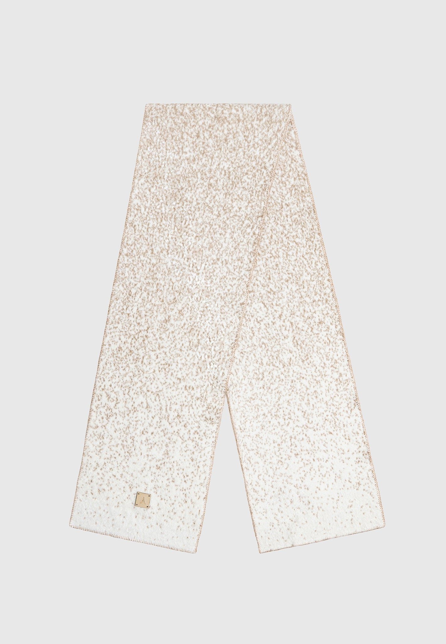 ombre-wool-knit-scarf-beige-white 