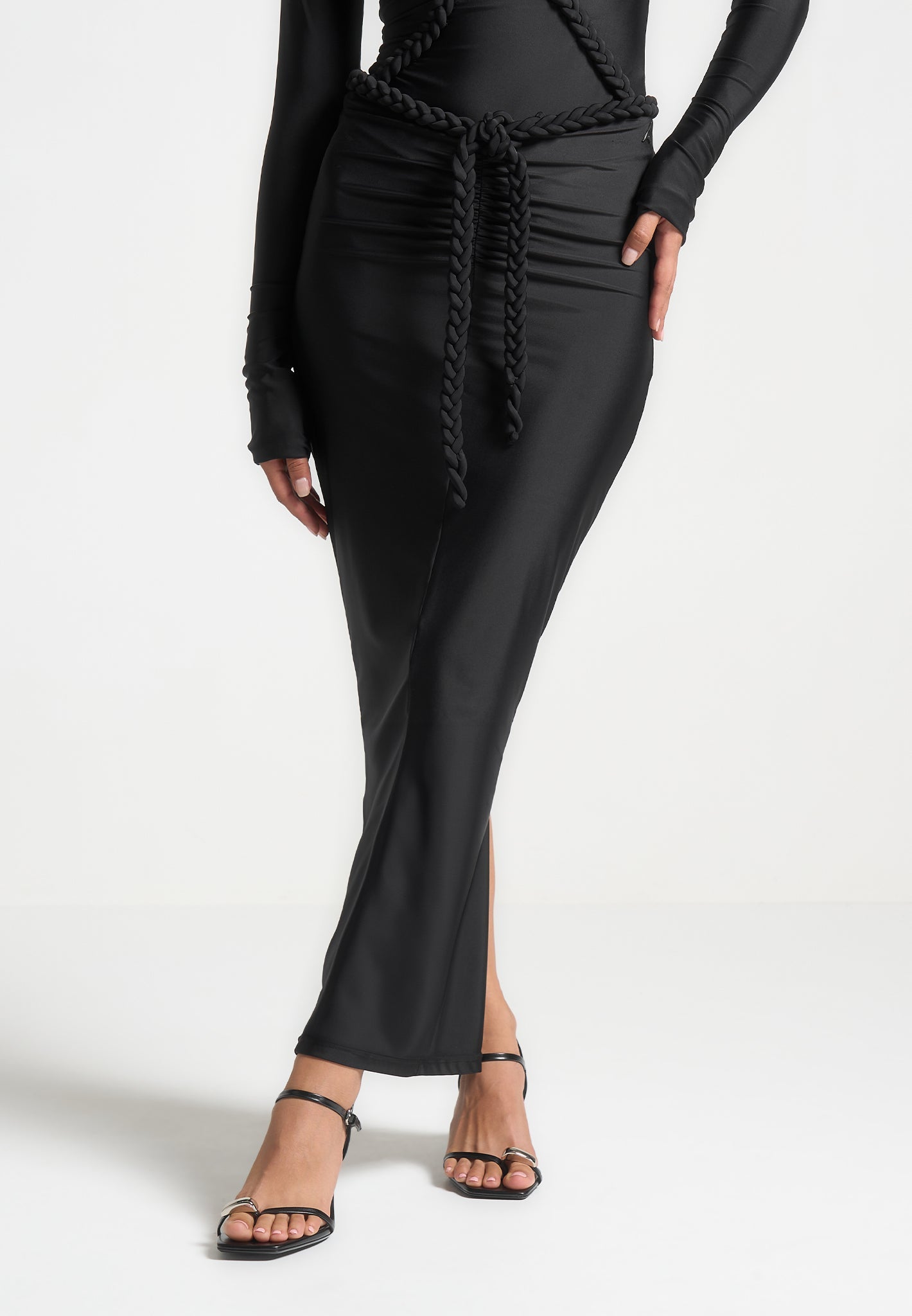 plait-detail-midaxi-skirt-black 