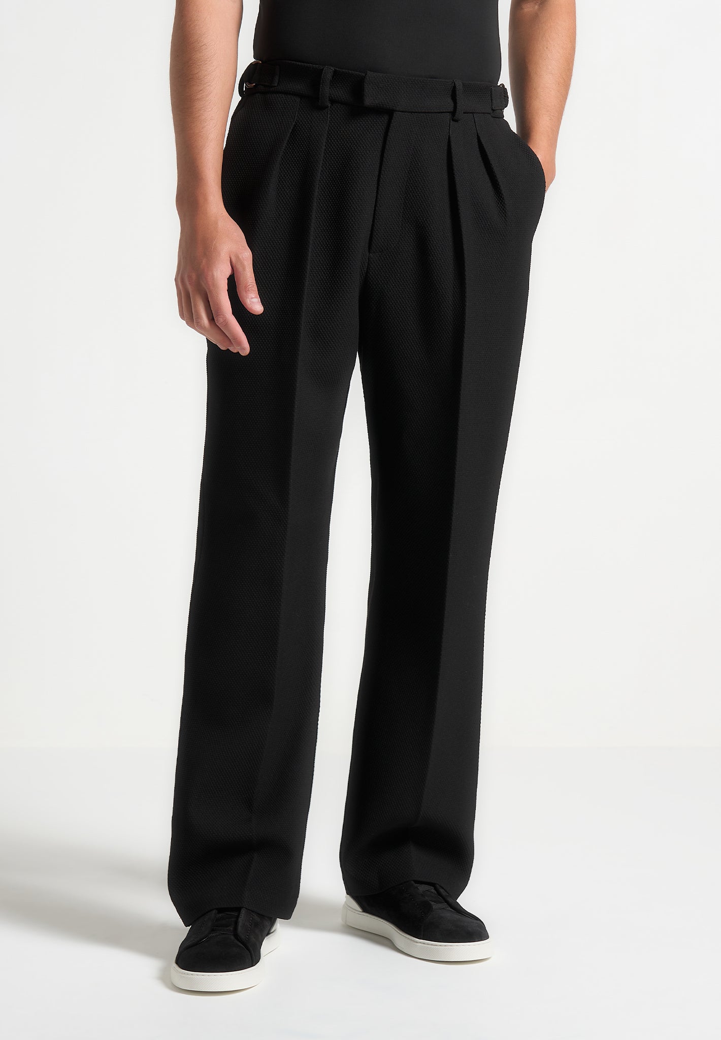 relaxed-fit-textured-twin-pleat-trousers-black 