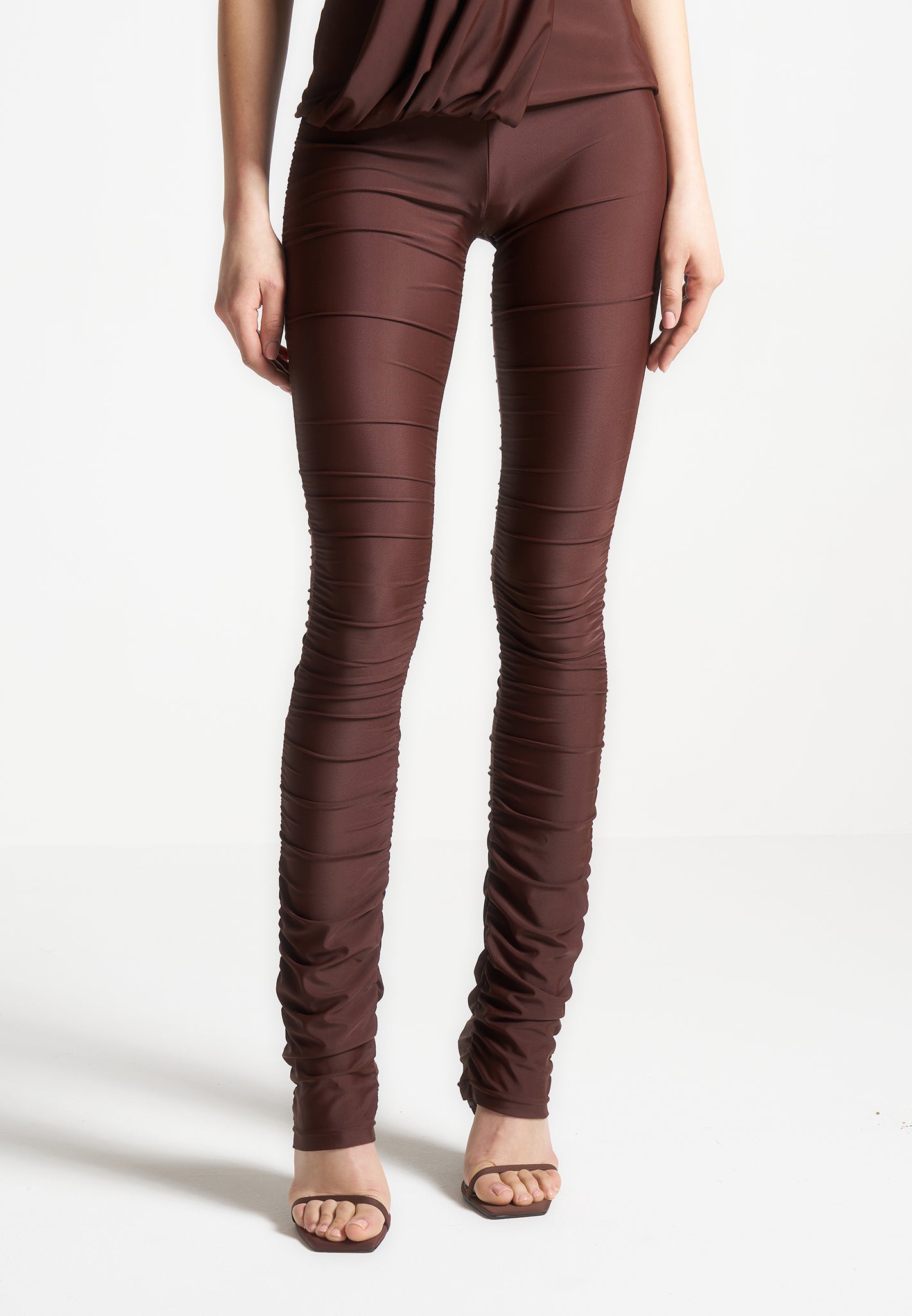 ruched-fit-and-flare-leggings-brown 