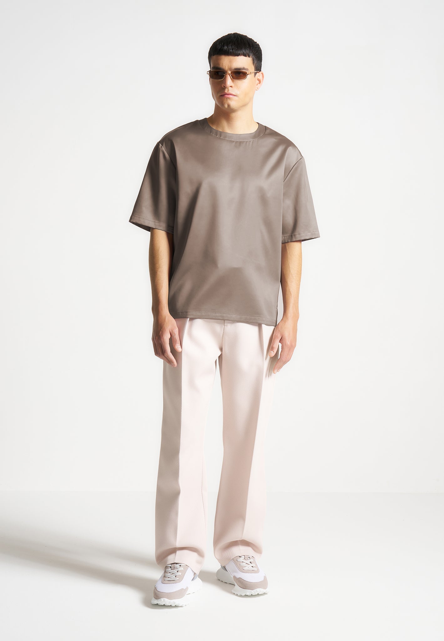 satin-boxy-fit-t-shirt-taupe 