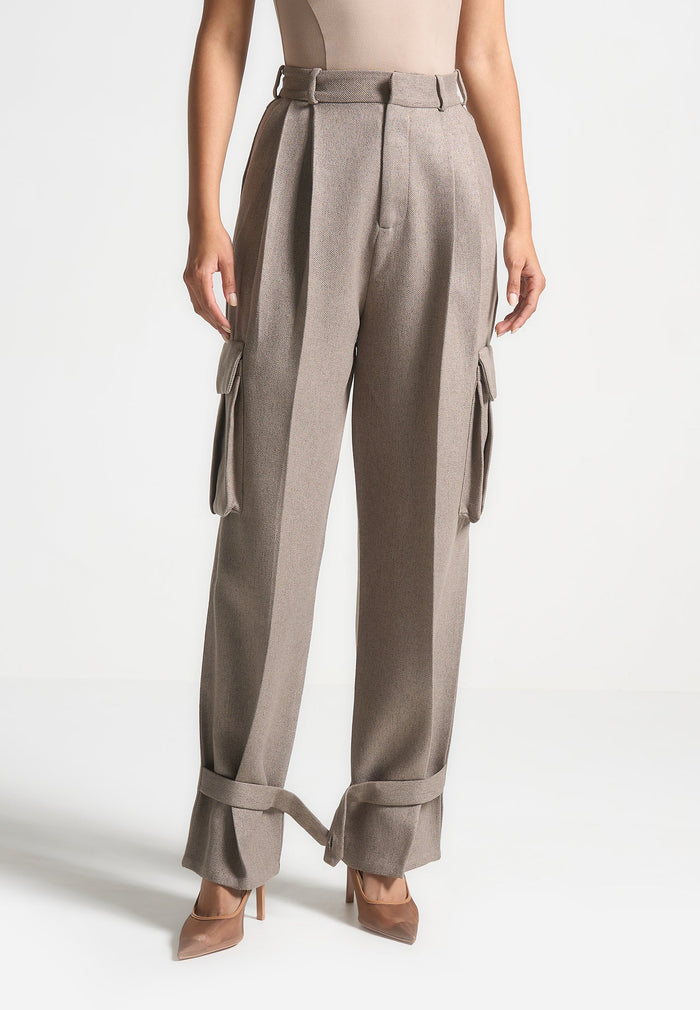 textured-tailored-pleated-cargo-trousers-taupe