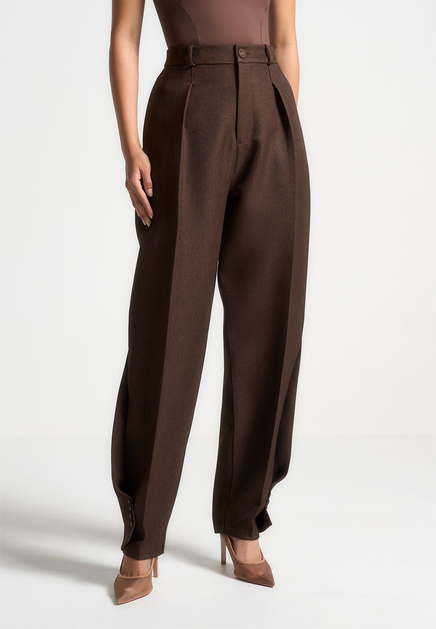 twist-leg-tailored-trousers-brown 