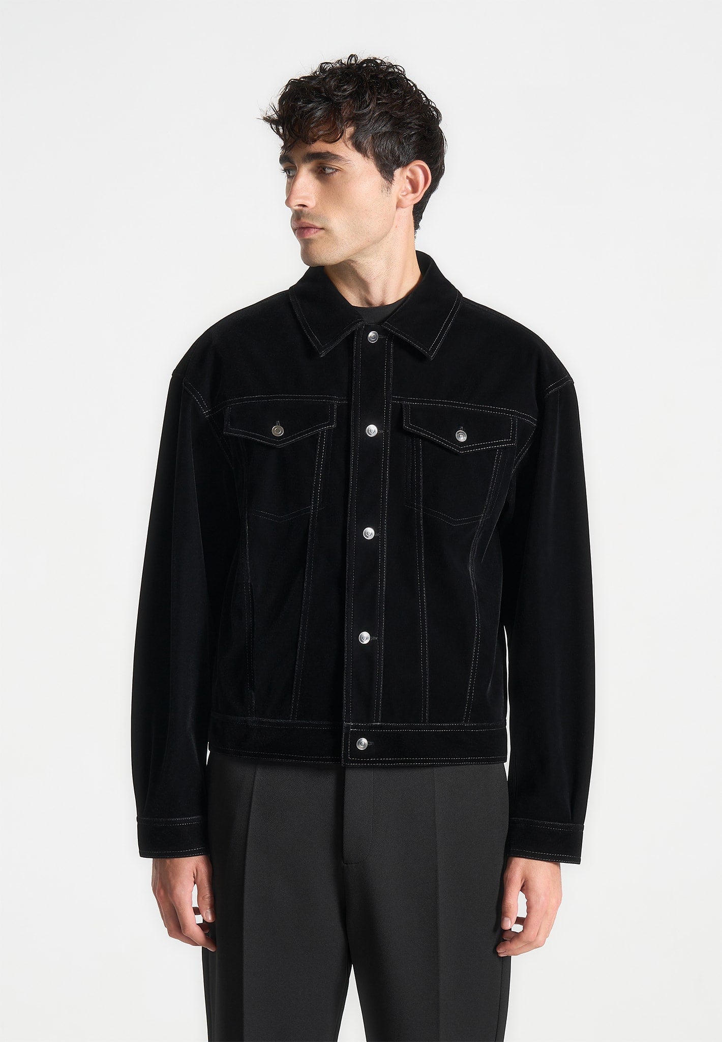 velvet-contrast-stitch-trucker-jacket-black 